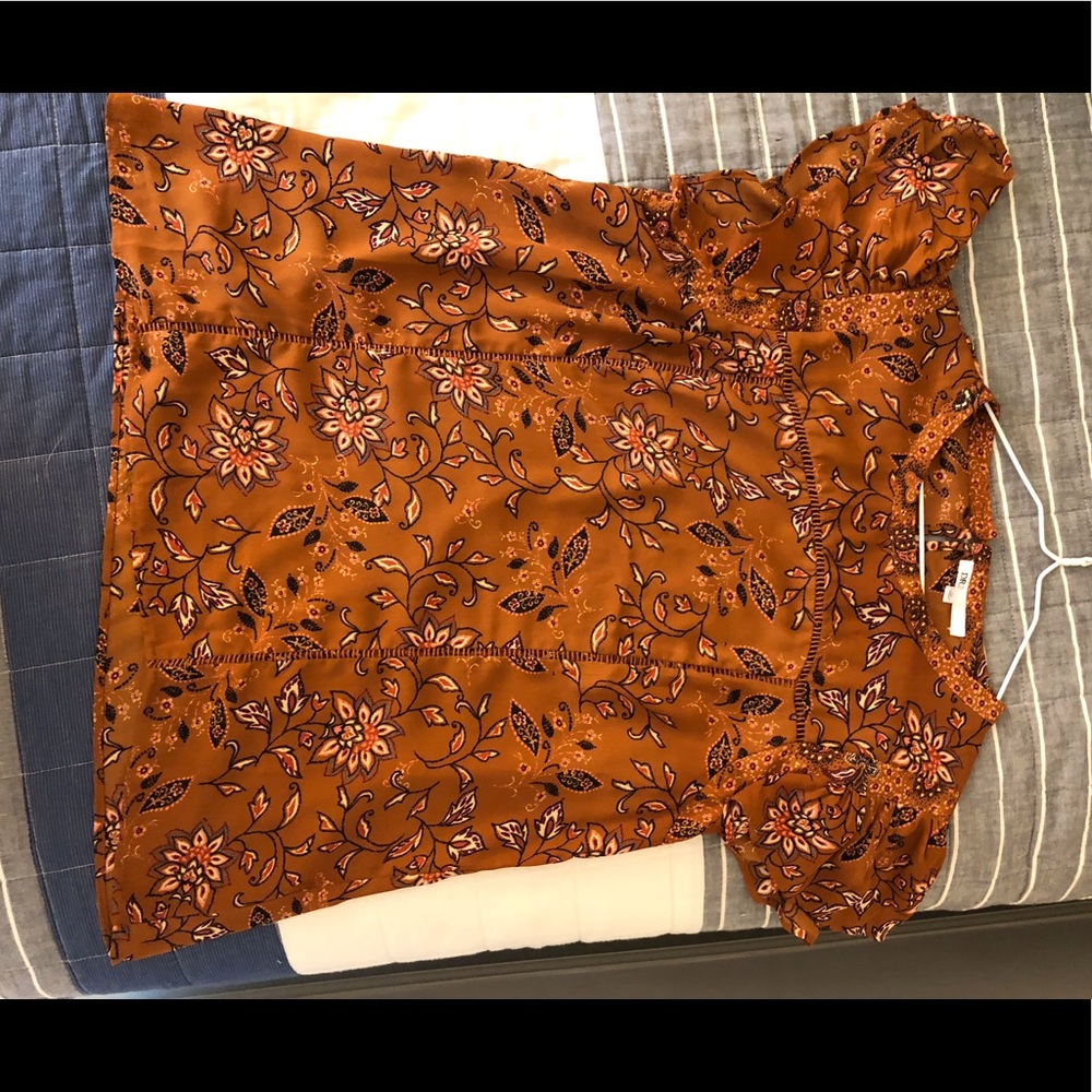 Women’s XL top